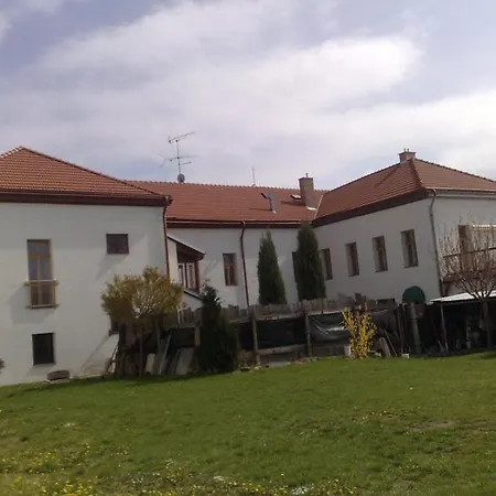 Apartment 3, Suvorovova 158