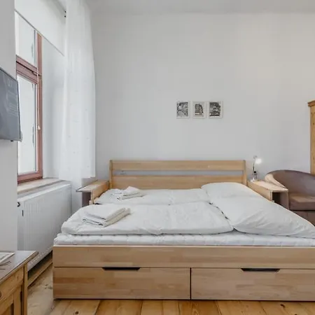 3, Suvorovova 158 * Cesky Brod