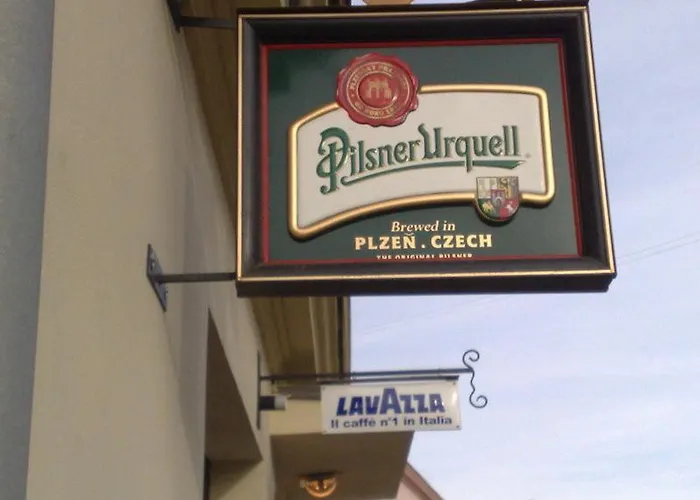 شقة 3, Suvorovova 158