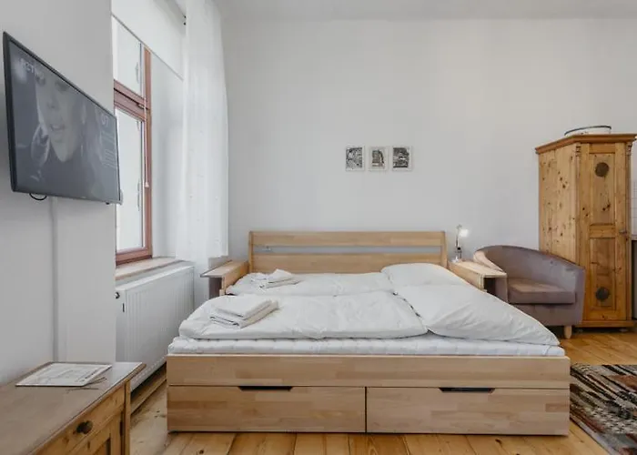 3, Suvorovova 158 * Cesky Brod